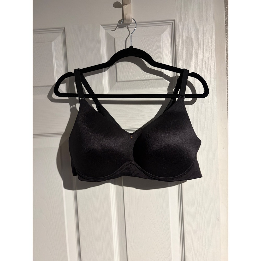 Cacique Black Lightly Lined No-Wire Wireless Bra 38D Comfort Smooth Everyday